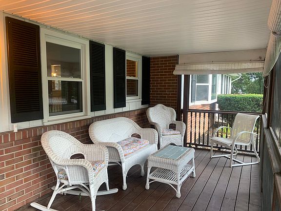 Entrance on Screened In Porch
