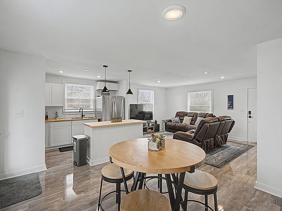 3rd image of 5017 Madeline Dr