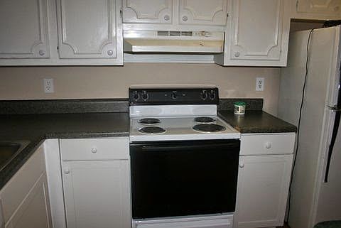 3rd image of 108 Paradise Harbour Blvd APT 103
