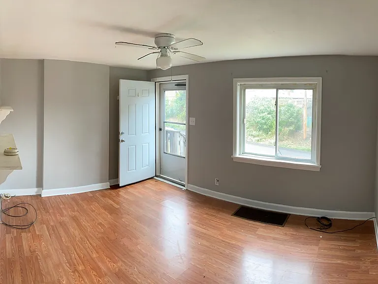 1514 Shire Pl — Photo 1