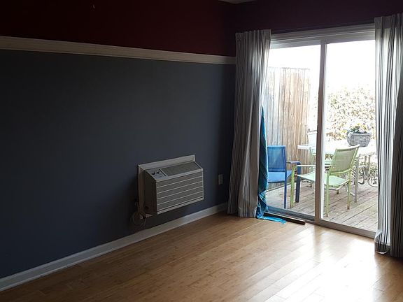 Bedroom with walk out