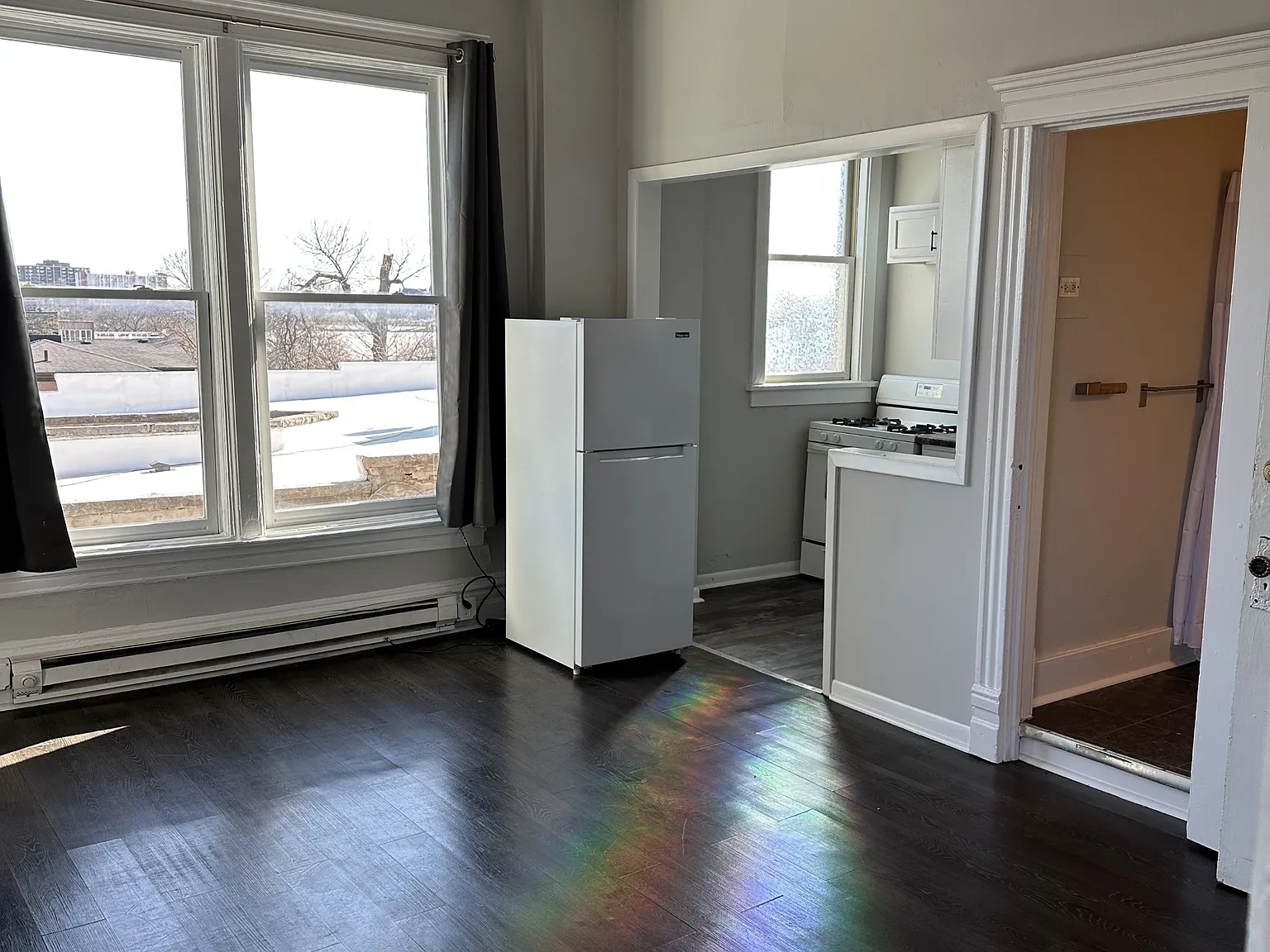2 bed, 750 sqft, $1,595 — Photo 1