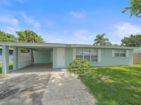 2135 Lee Ln, Sarasota, FL 34231