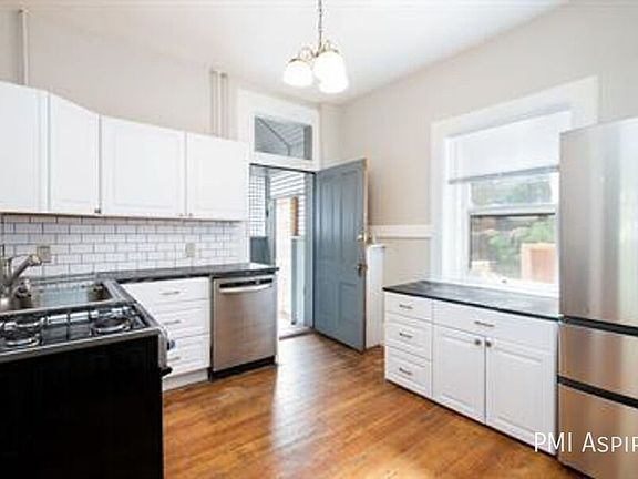 3rd image of 1922 E 14th Ave APT 1