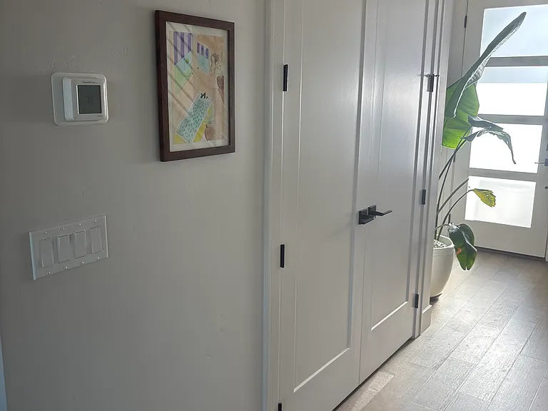 E La Cuesta St — Photo 2