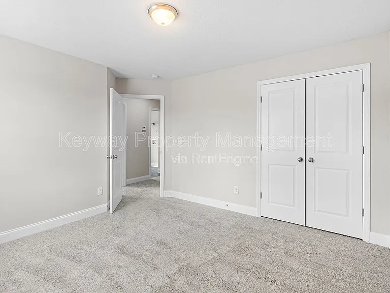 1260 Elias Sta — Photo 27