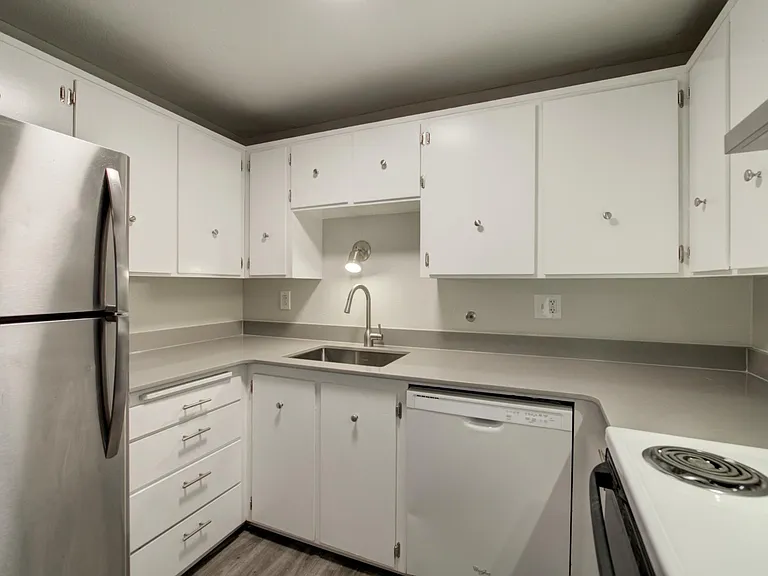 715 N 85th St #1 — Photo 7