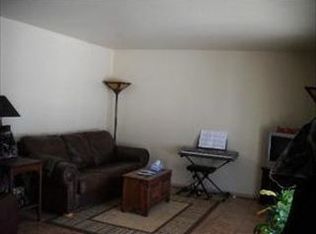 619 Aztec Dr, Carol Stream, IL 60188