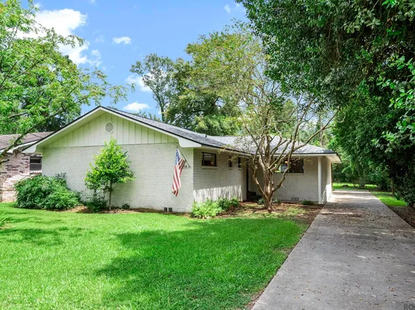 9958 Havard St, Saint Francisville, LA 70775