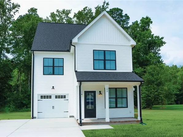 8369 Crittenden Rd, Suffolk, VA 23436