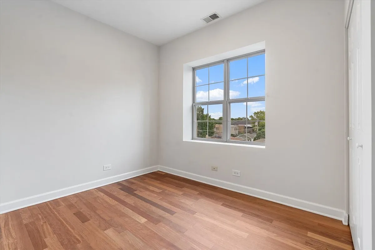 2 bed, $2,150 — Photo 3