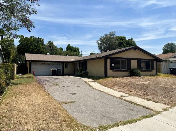 3441 Crownsworth St, Corona, CA 92879