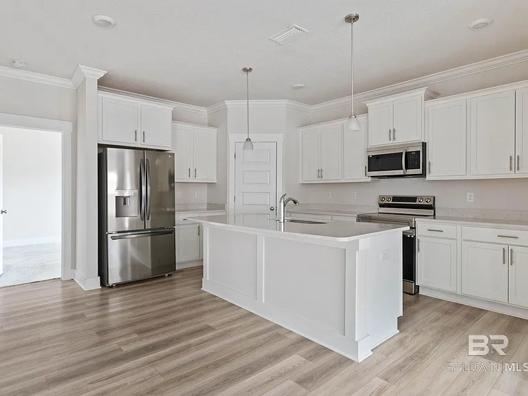 1710 Grouse St — Photo 22