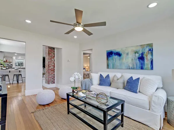 695 Savannah Hwy, Charleston, SC 29407