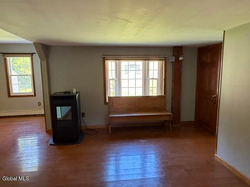 5th image of 83 Powder Mill Road