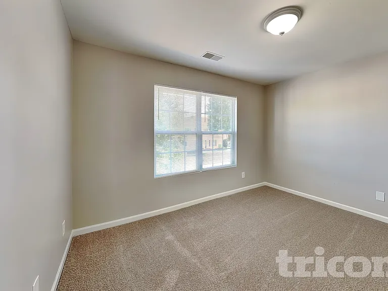 2316 Wexford Way — Photo 13