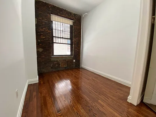 Rented by Best Apartments North Inc | media 34