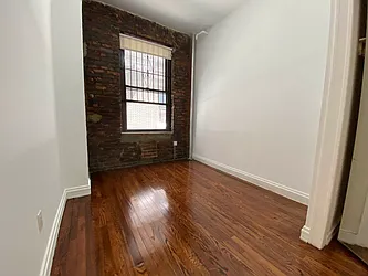 Rented by Best Apartments North Inc