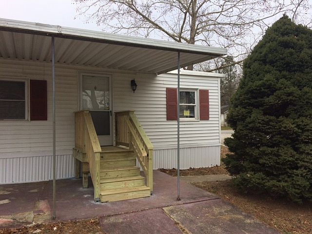 1st image of 1 Victory Ave Trlr 11