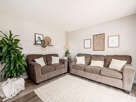 5th image of 6397 Ewen Cir