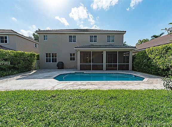 5th image of 1304 Chenille Cir