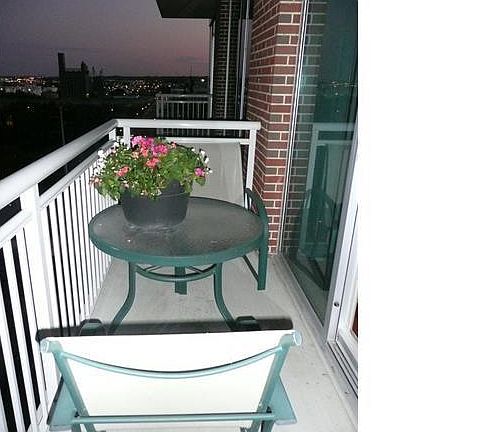 3rd image of 301 Virginia St #U1605