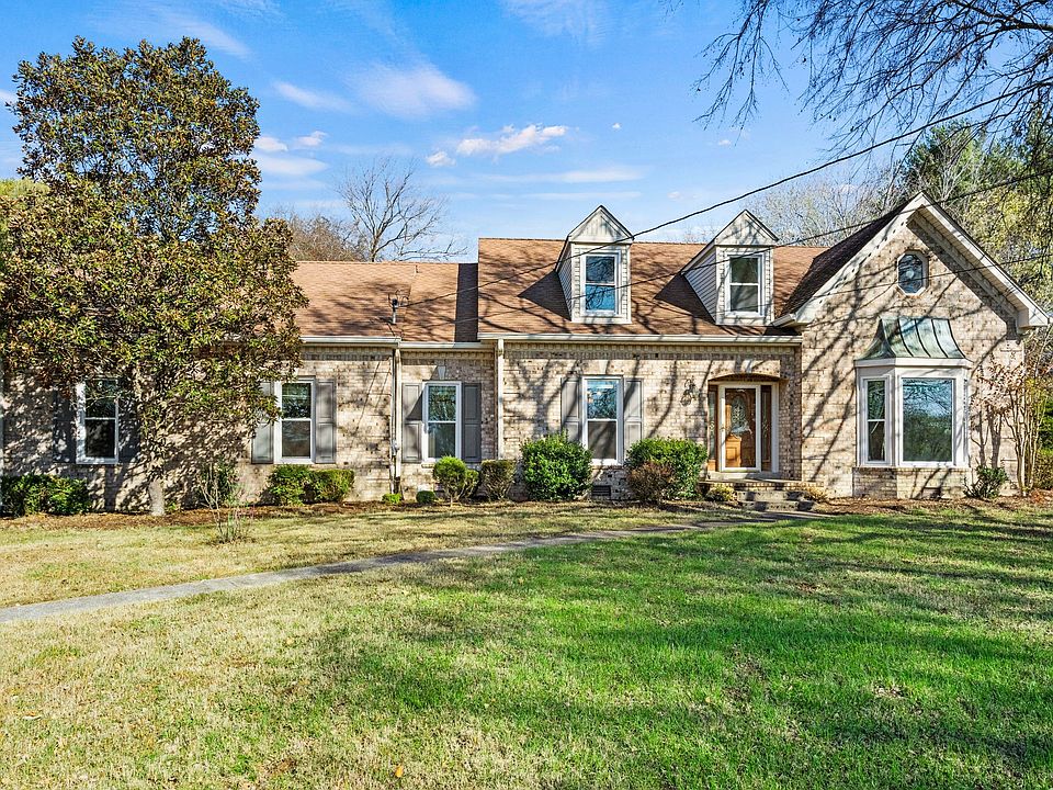 129 Arrowhead Dr, Hendersonville, TN 37075 Zillow