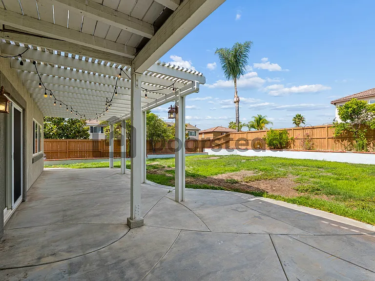 42075 Dunes Ct — Photo 47
