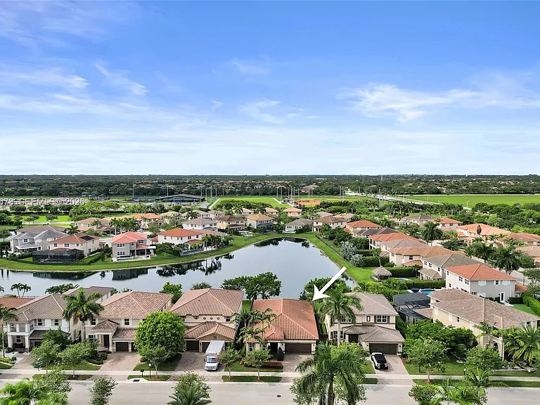 10340 Lake Vista Ct — Photo 117