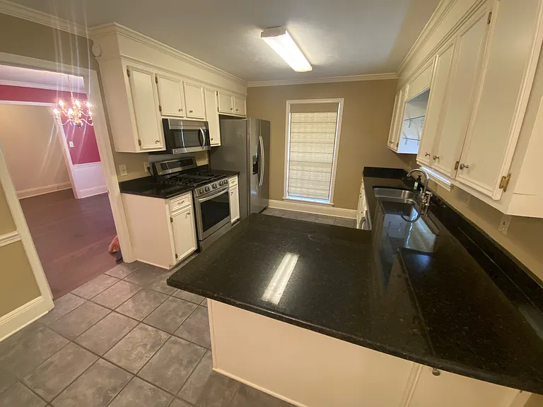 81 Sunline Dr — Photo 9