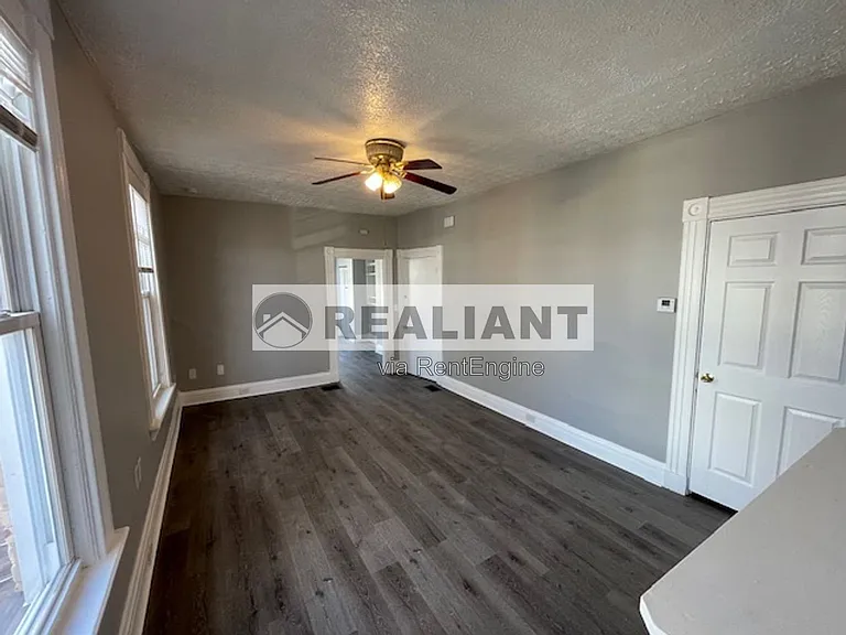 26 Euclid St #2 — Photo 7