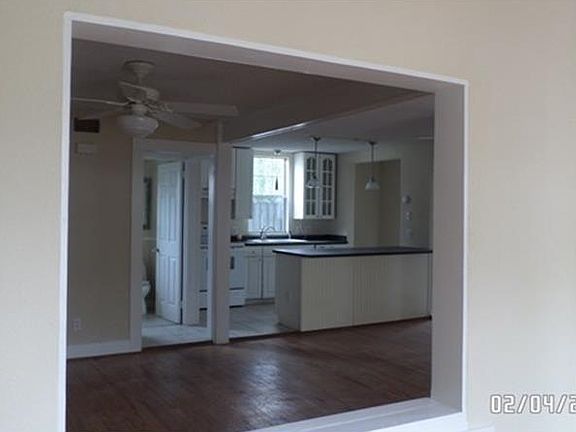 3rd image of 405 Lebeau St