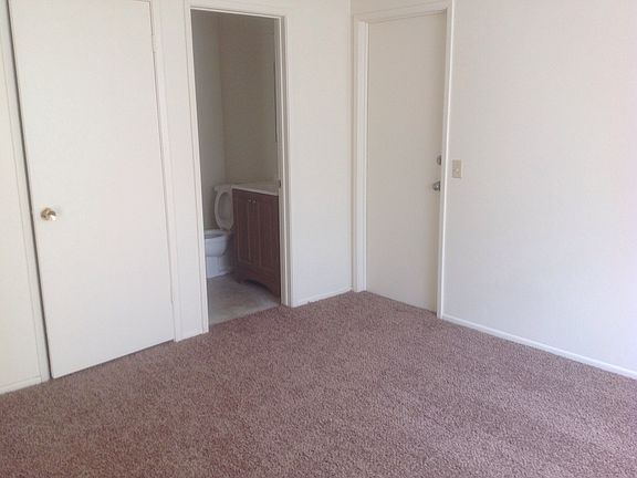 4th image of 267 Montebello Ave