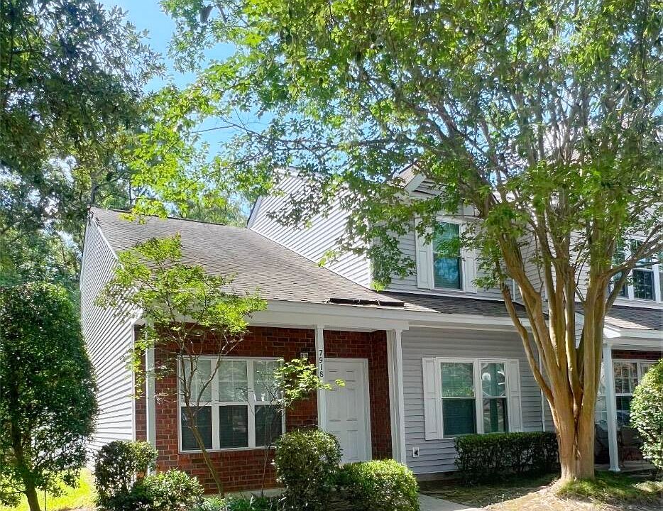 1st image of 7918 Shadow Oak Dr