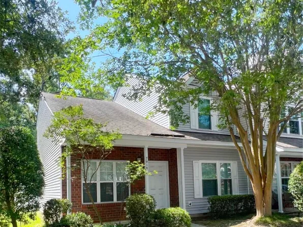 7918 Shadow Oak Dr, North Charleston, SC 29406