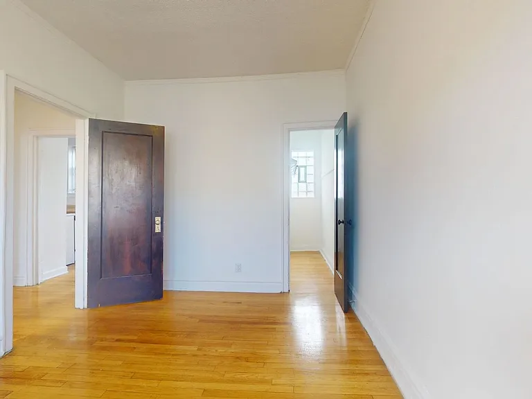 5415 S. Woodlawn Avenue — Photo 72