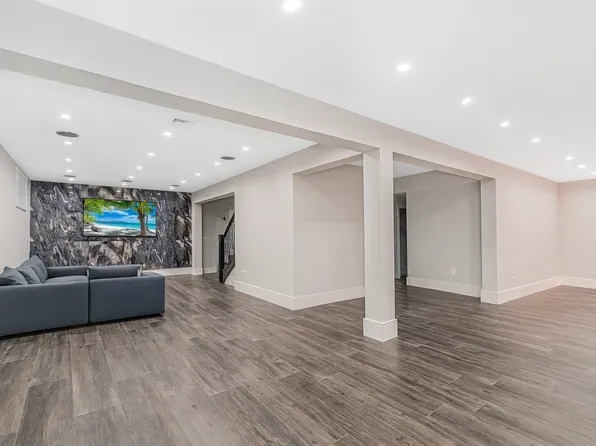 166 Providence Street image 28 of 40