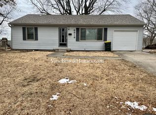 6518 N Campbell St, Gladstone, MO 64118