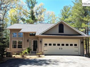 1122 Rivers Edge Rd, Sparta, NC 28675