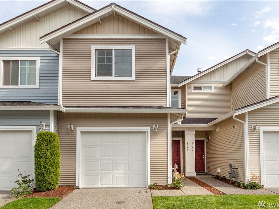1st image of 1344 51st Pl NE