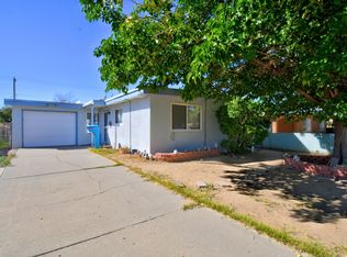 137 Conchas St NE, Albuquerque, NM 87123