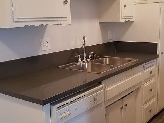 2nd image of 409 N Marguerita Ave APT 8