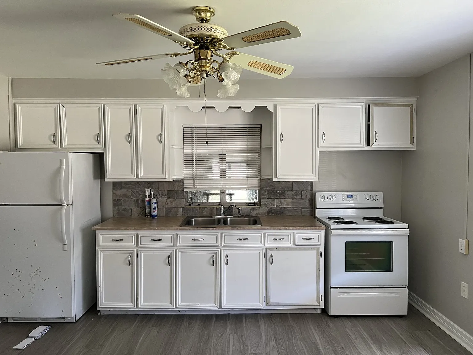 1 bed, 1.0 bath, $1,200 — Photo 4