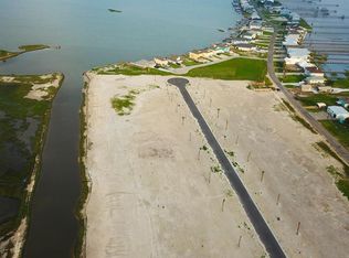 169 Tiki Dr, Rockport, TX 78382