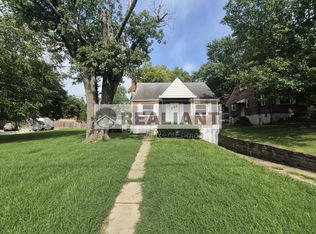 63 Eastern Ave, Elsmere, KY 41018