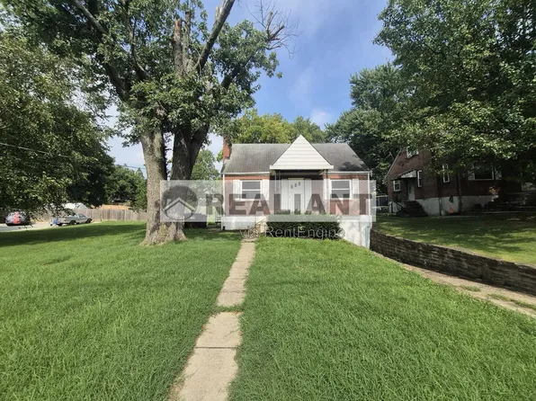 63 Eastern Ave, Elsmere, KY 41018