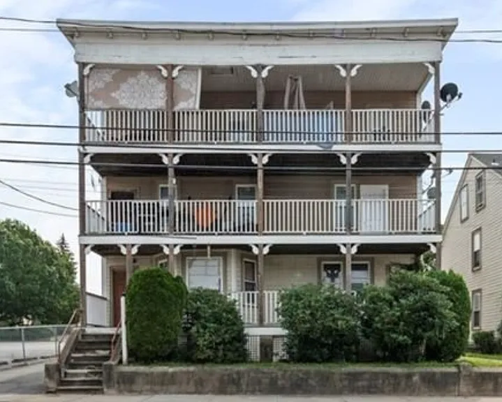 148 Front St #2 — Photo 11