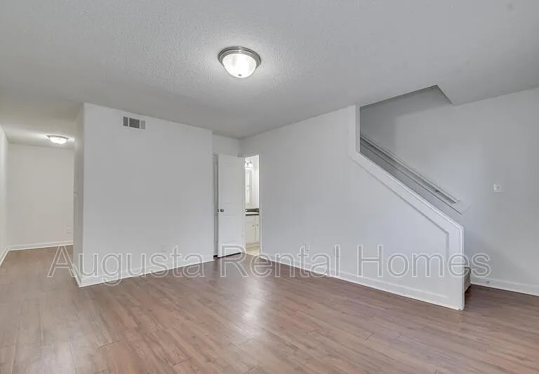 4021C Wheeler Woods Rd — Photo 5