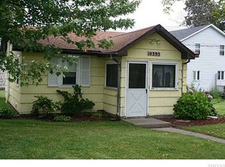 14395 Lakeshore Rd, Kent, NY 14477