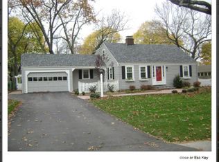 96 Edgehill Rd, Warwick, RI 02889